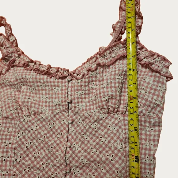 COQUETTE Feminine GINGHAM Eyelet PINK Ruffled Women's CROP Top CAMI EUC - Picture 6 of 7